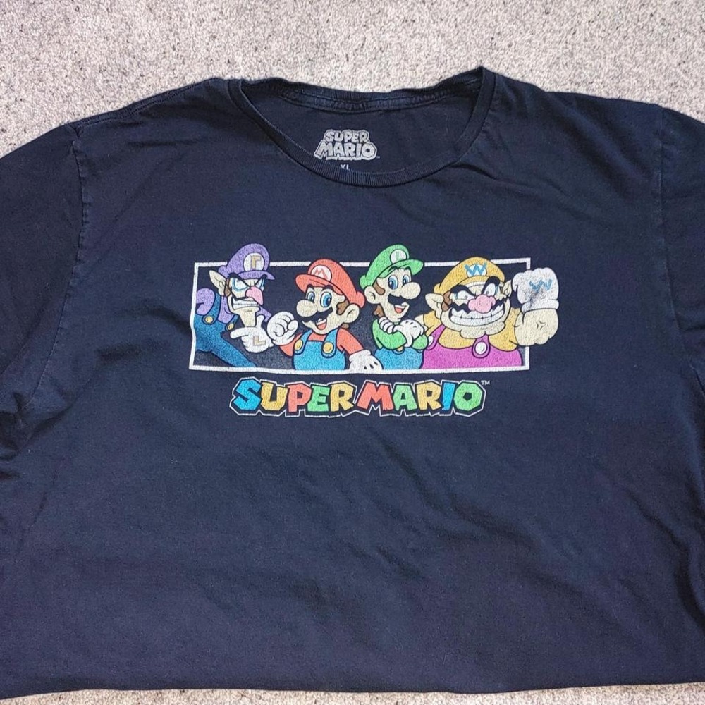 Vintage Super Mario graphic tee unisex size XL
